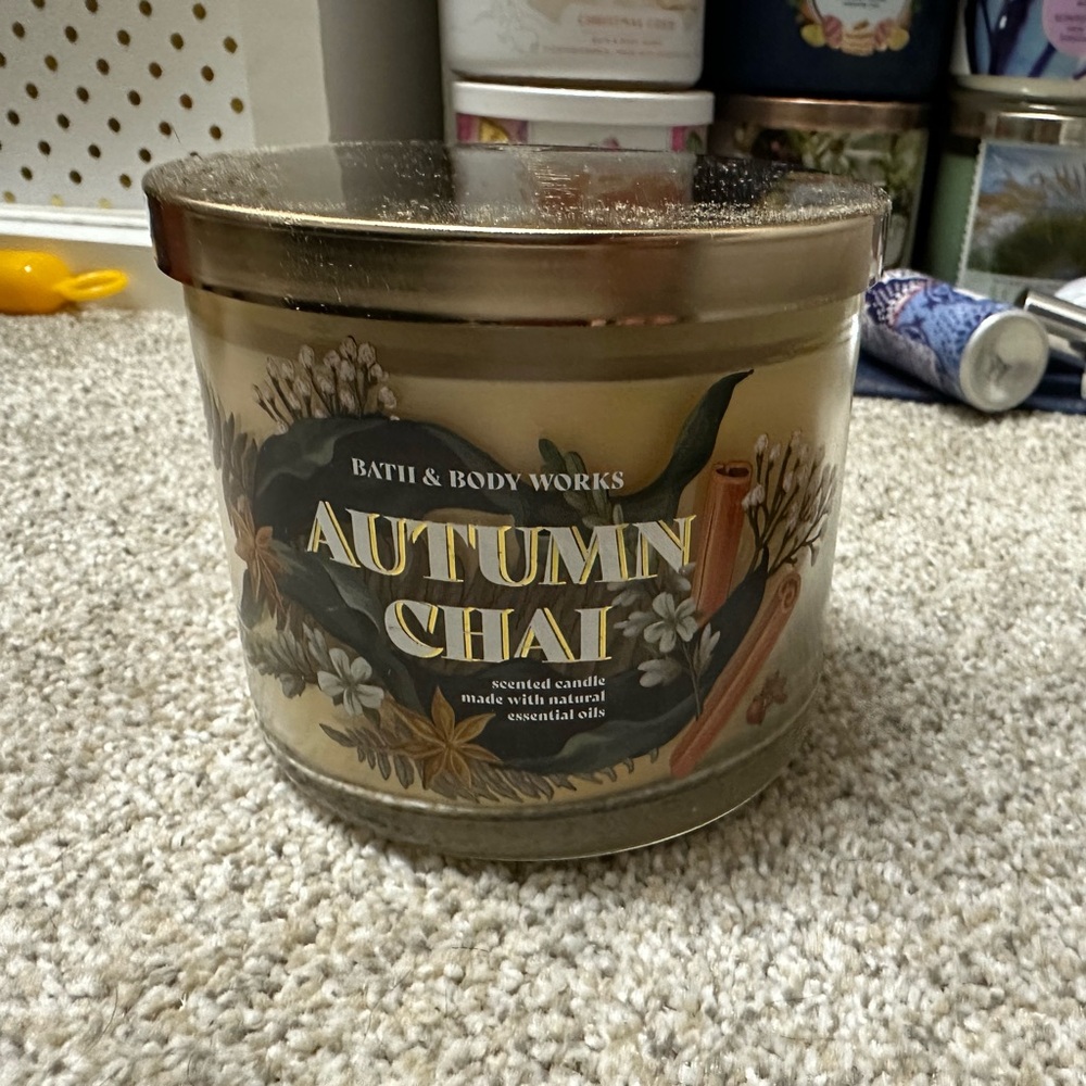 Bath and Body Works Autumn Chai Candle 2023